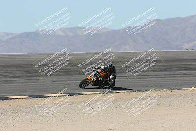 media/Oct-13-2025-Moto Forza (Mon) [[a66d839500]]/3-B Group/Session 2 (Bowl)/